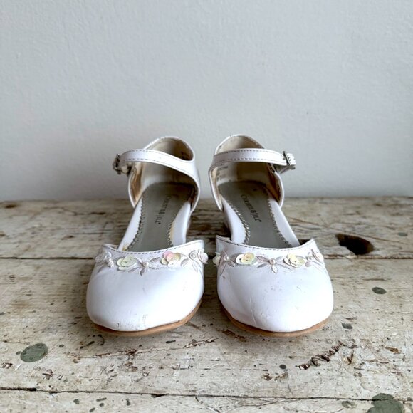 Christie & Jill Toddler Girls 1M White Isla Flowers Traditional Heel Dress Shoe - Picture 5 of 9